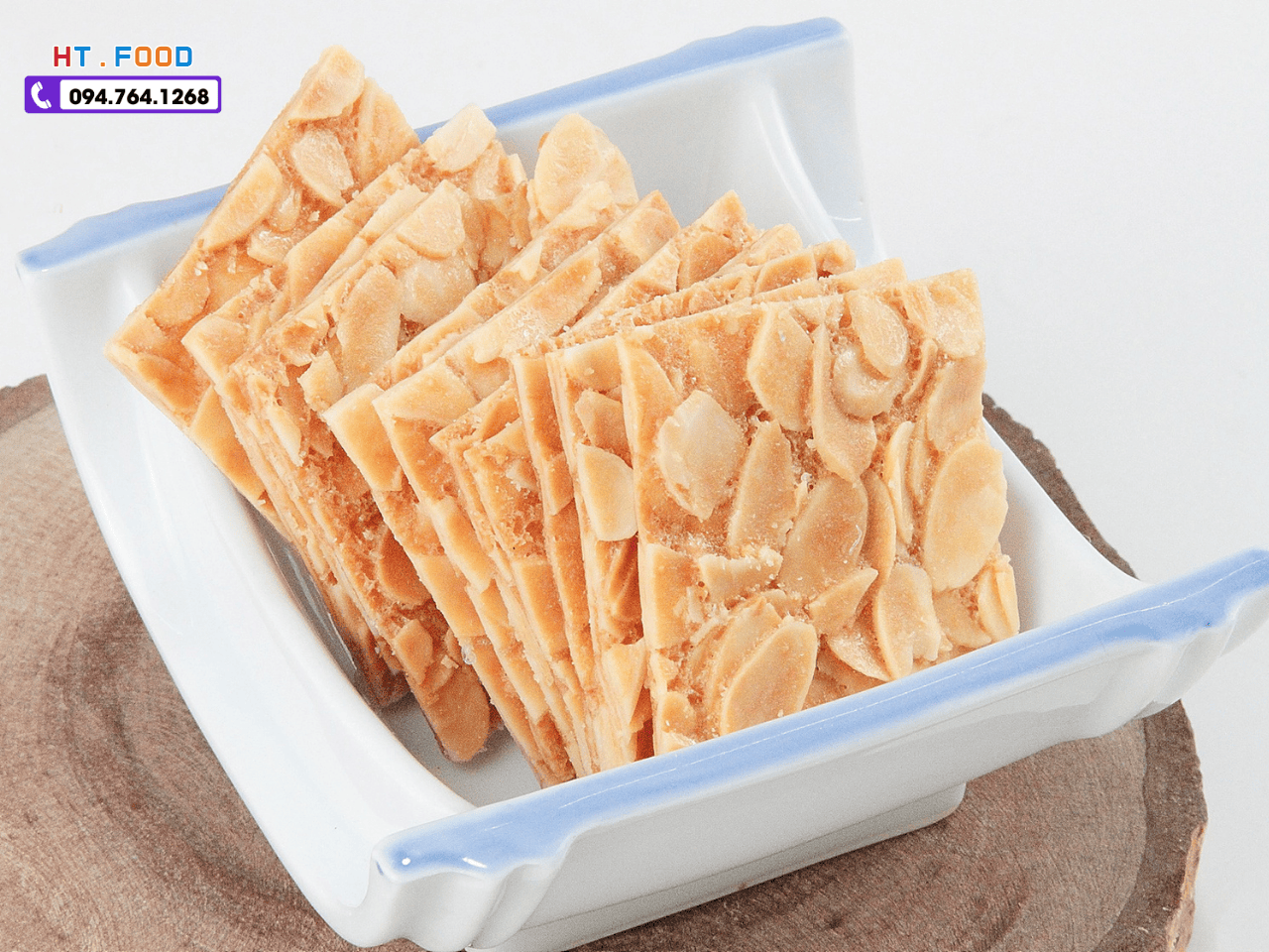 Banh ngoi hanh nhan Ha Noi