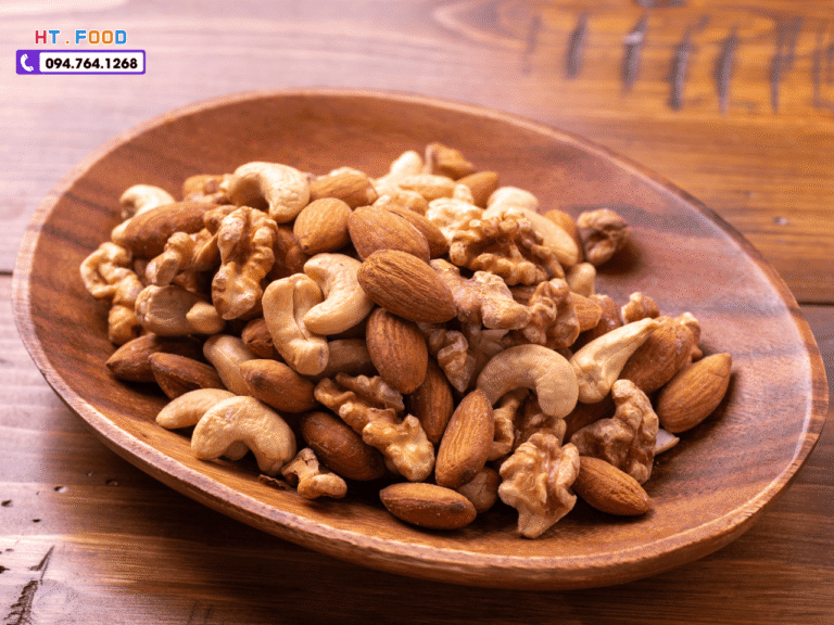 Ăn Các Loại Hạt Tốt Cho Sức Khỏe Tim Mạch: Bí Quyết Đơn Giản!